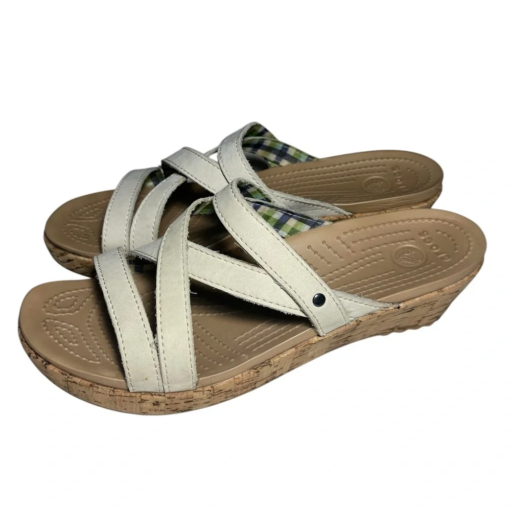 Crocs Beige Cross Strap Sandals‎ Sz 10